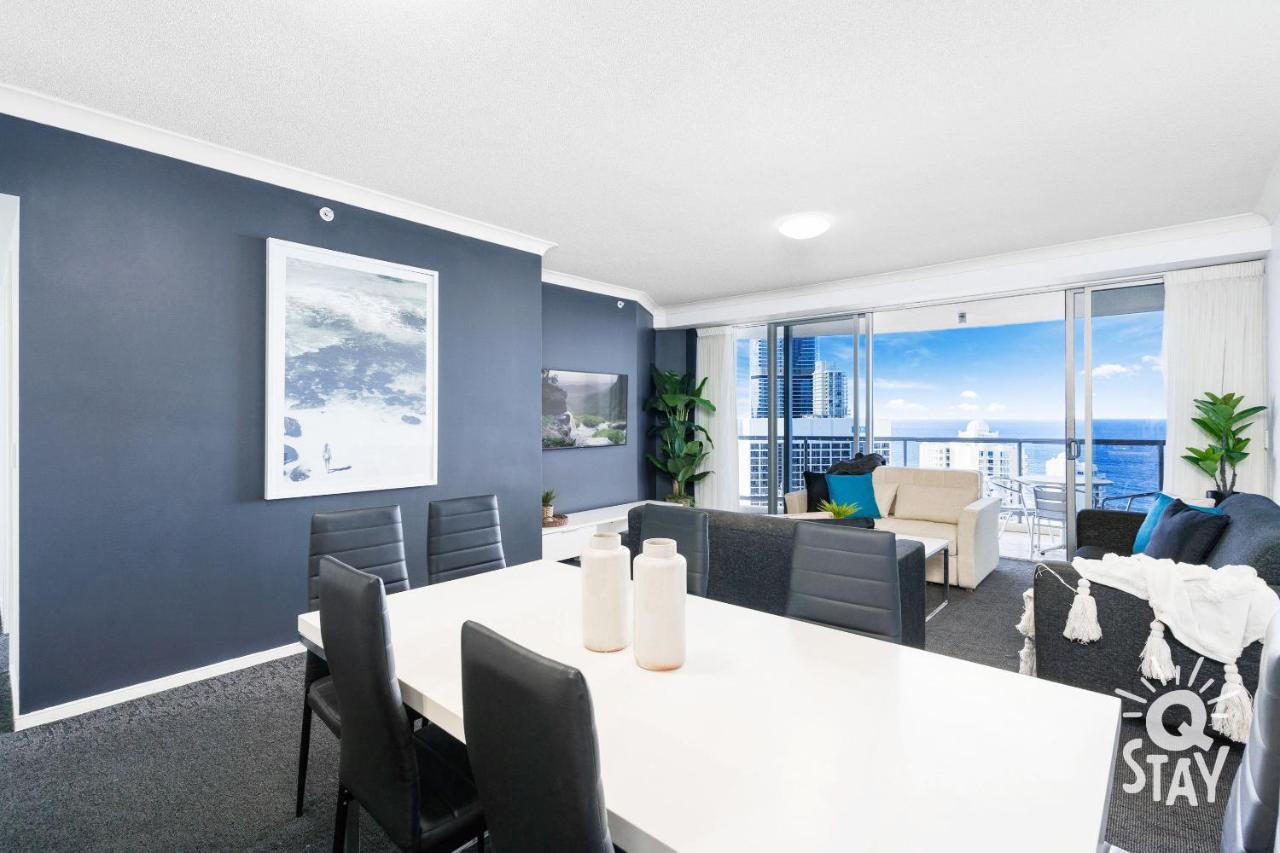 Chevron Renaissance - 3 Bedroom - Q Apartment *