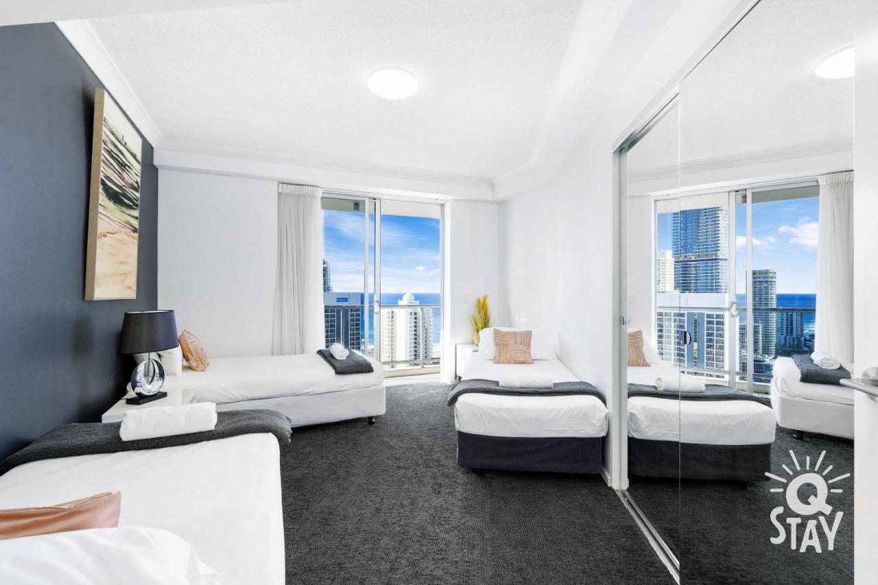 Apartment Chevron Renaissance - 3 Bedroom - Q *