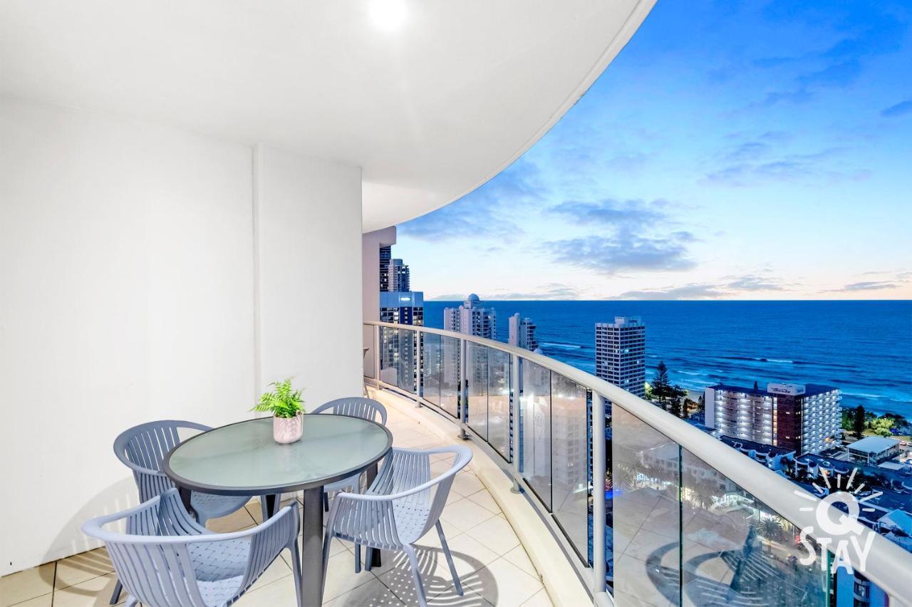 Apartment Chevron Renaissance - 3 Bedroom - Q *