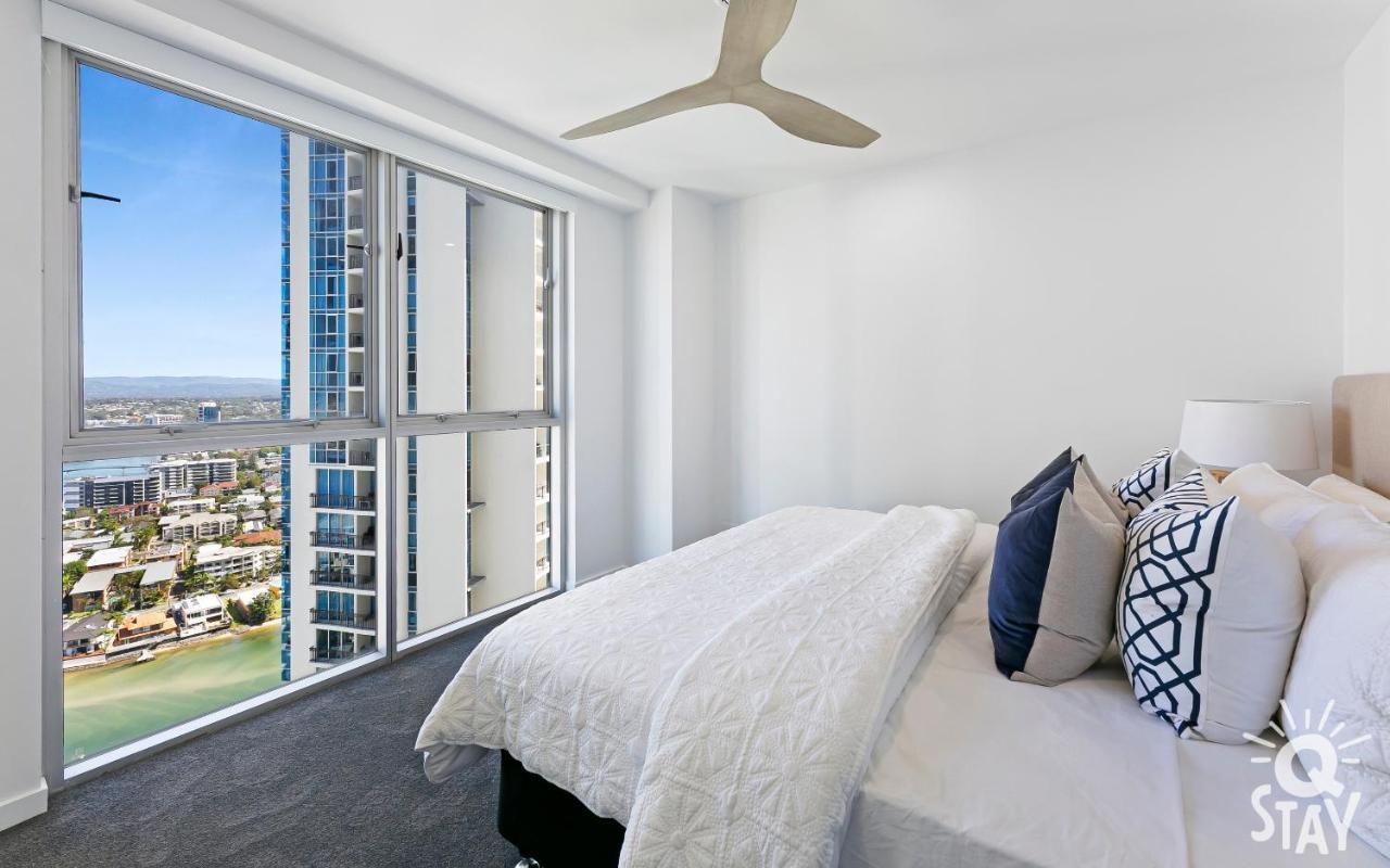Chevron Renaissance - 3 Bedroom - Q Apartment