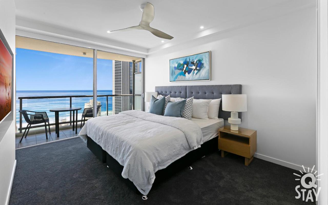 Chevron Renaissance - 3 Bedroom - Q *